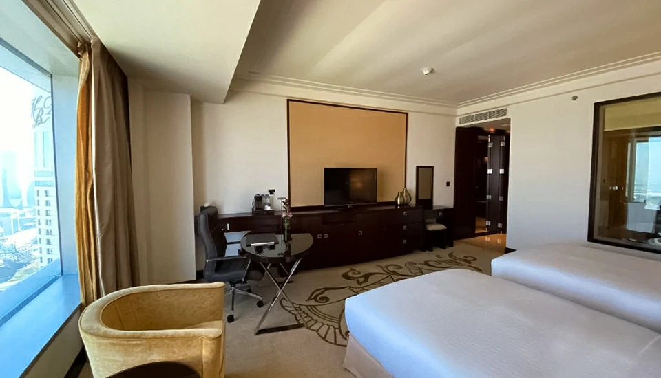 هتل کنراد دبی